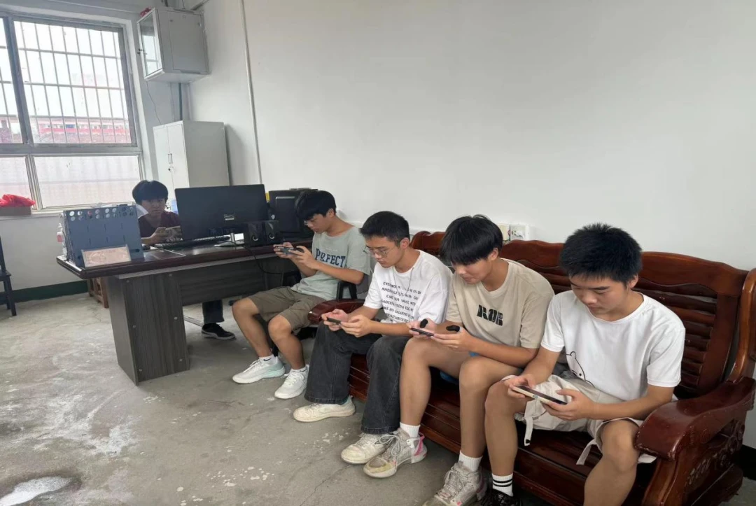 信息化设备如何提高篮球训练中的反馈速度_0